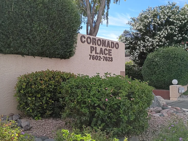 Entrance to Coronado Place Condominiums