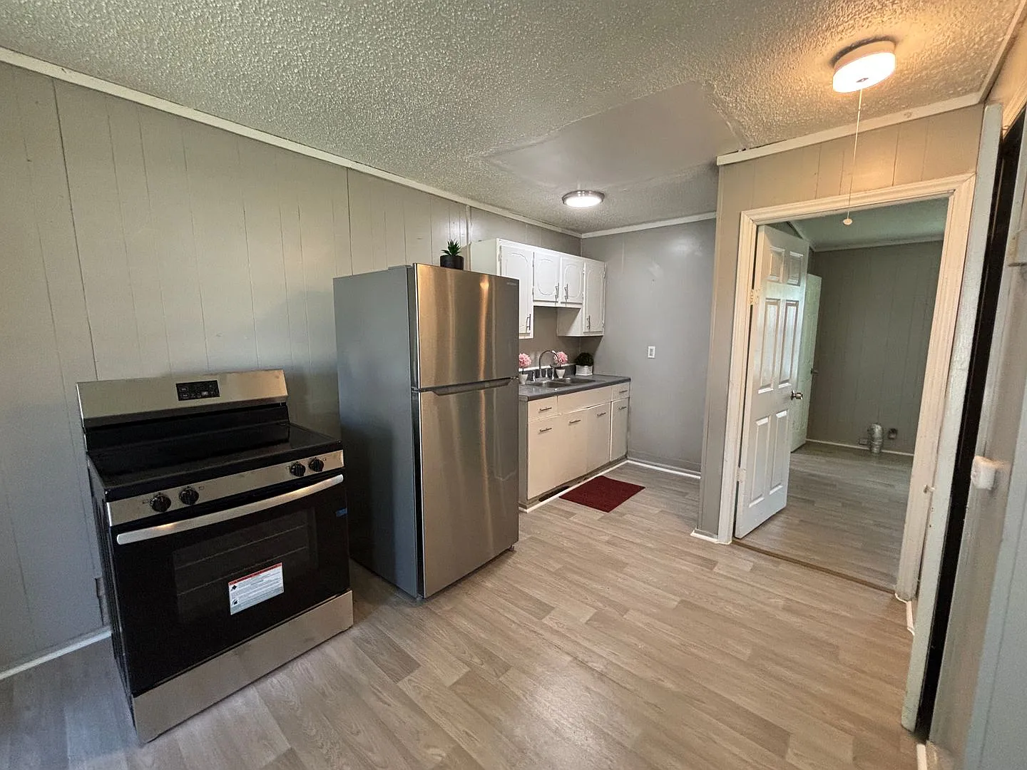320 Osceola St — Photo 4