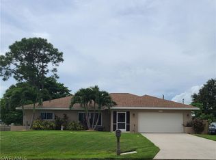 18238 Oriole Rd, Fort Myers, FL 33967