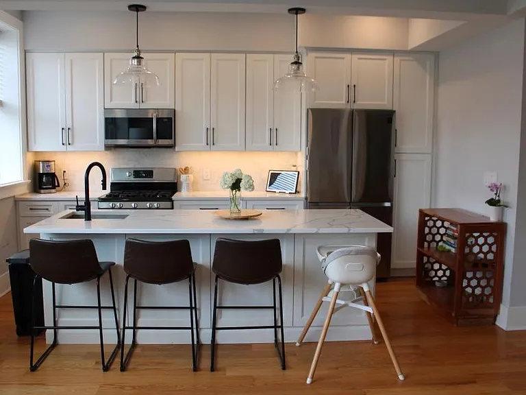 629 Washington St #2 — Photo 4