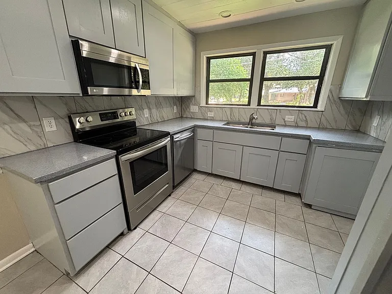 4024 Reily Ln — Photo 4