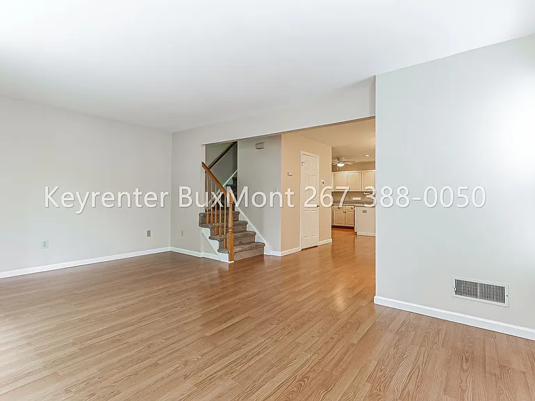 7603 Spruce Mill Dr — Photo 5