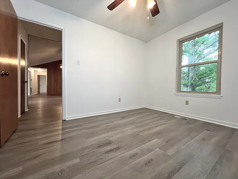 5704 Belle Point Rd — Photo 25