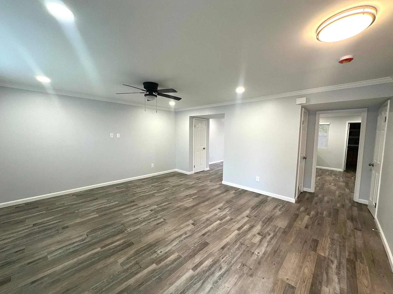 3 bed, 2.5 bath, 1470 sqft, $2,250 — Photo 3