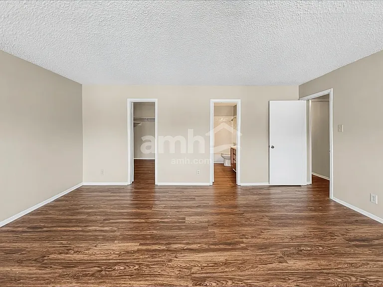 6678 Snow Meadow Dr — Photo 17