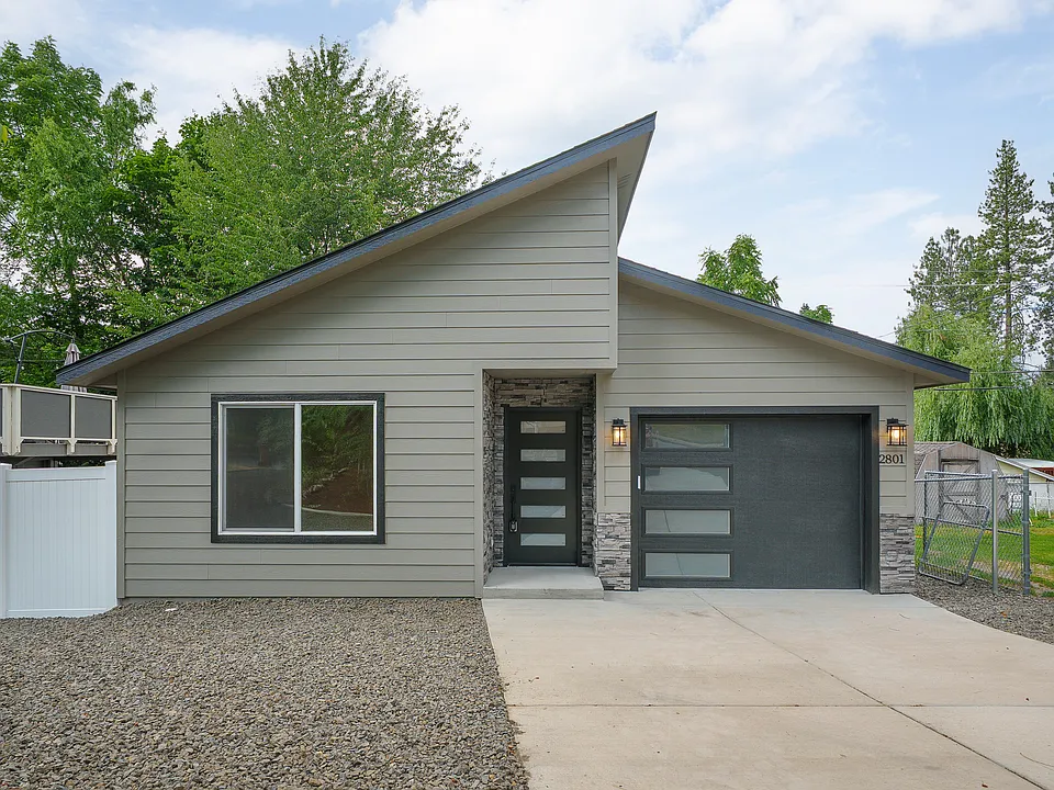 2801 E 17th Ave