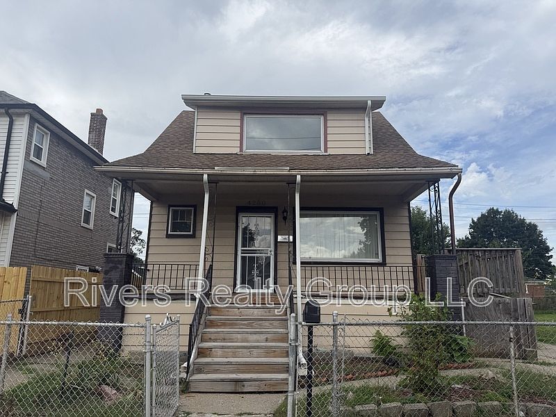 1st image of 4280 7th St