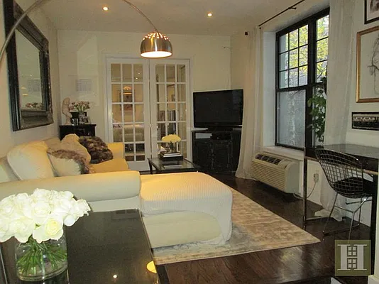 Rented by Halstead Real Estate | media 20