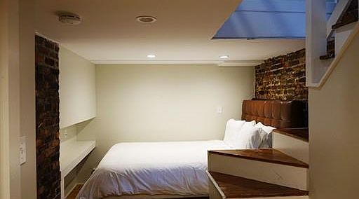 2nd image of 114 Myrtle St #2