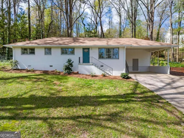 659 Lakeshore Dr, Gainesville, GA 30501