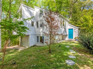 102 Cedar Ct, Williamsburg, VA 23185