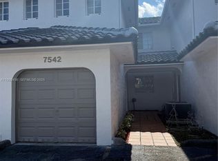 7542 NW 175th St #7542, Hialeah, FL 33015