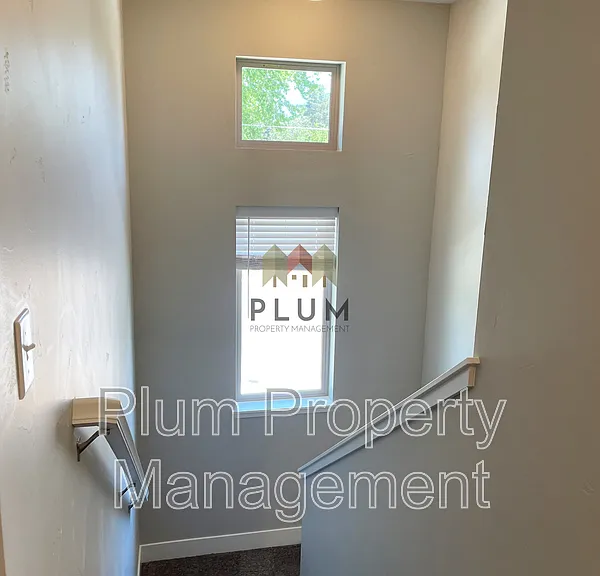 2795 Hamilton Way #B — Photo 12
