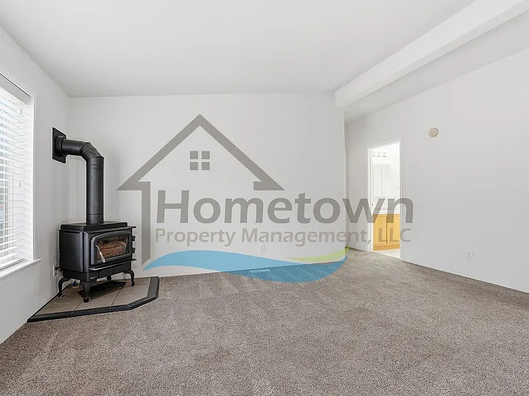 5425 E Grove Ave — Photo 7