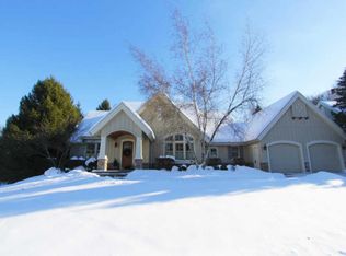 5633 Sanctuary Dr NE, Ada, MI 49301