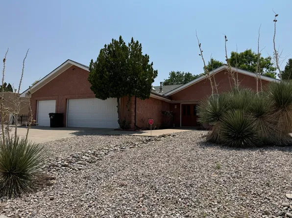 1013 Lee Trevino Dr, Belen, NM 87002