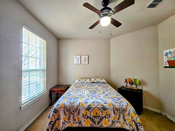 5th image of 2809 Treasure Cove Dr