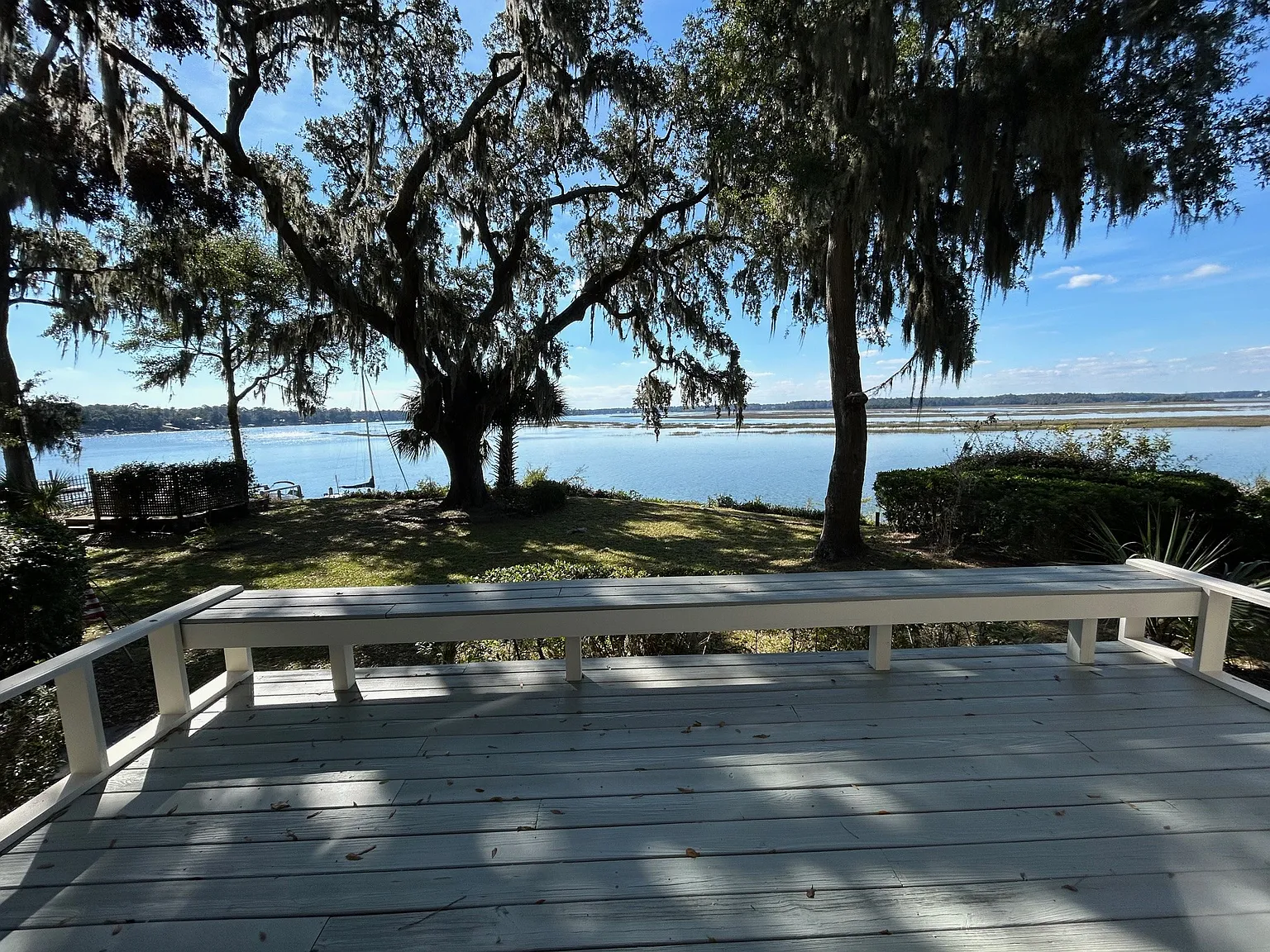 3 bed, 2.5 bath, 2595 sqft, $6,350 — Photo 2