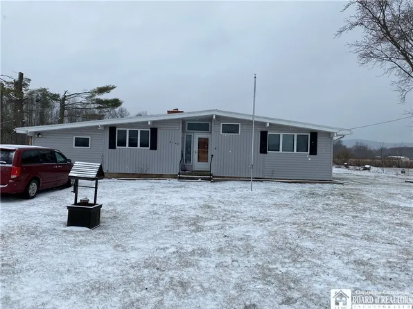 2167 Klice Cross Rd, Allegany, NY 14706