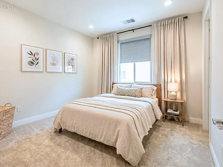 1533 W Sabel Ct — Photo 7