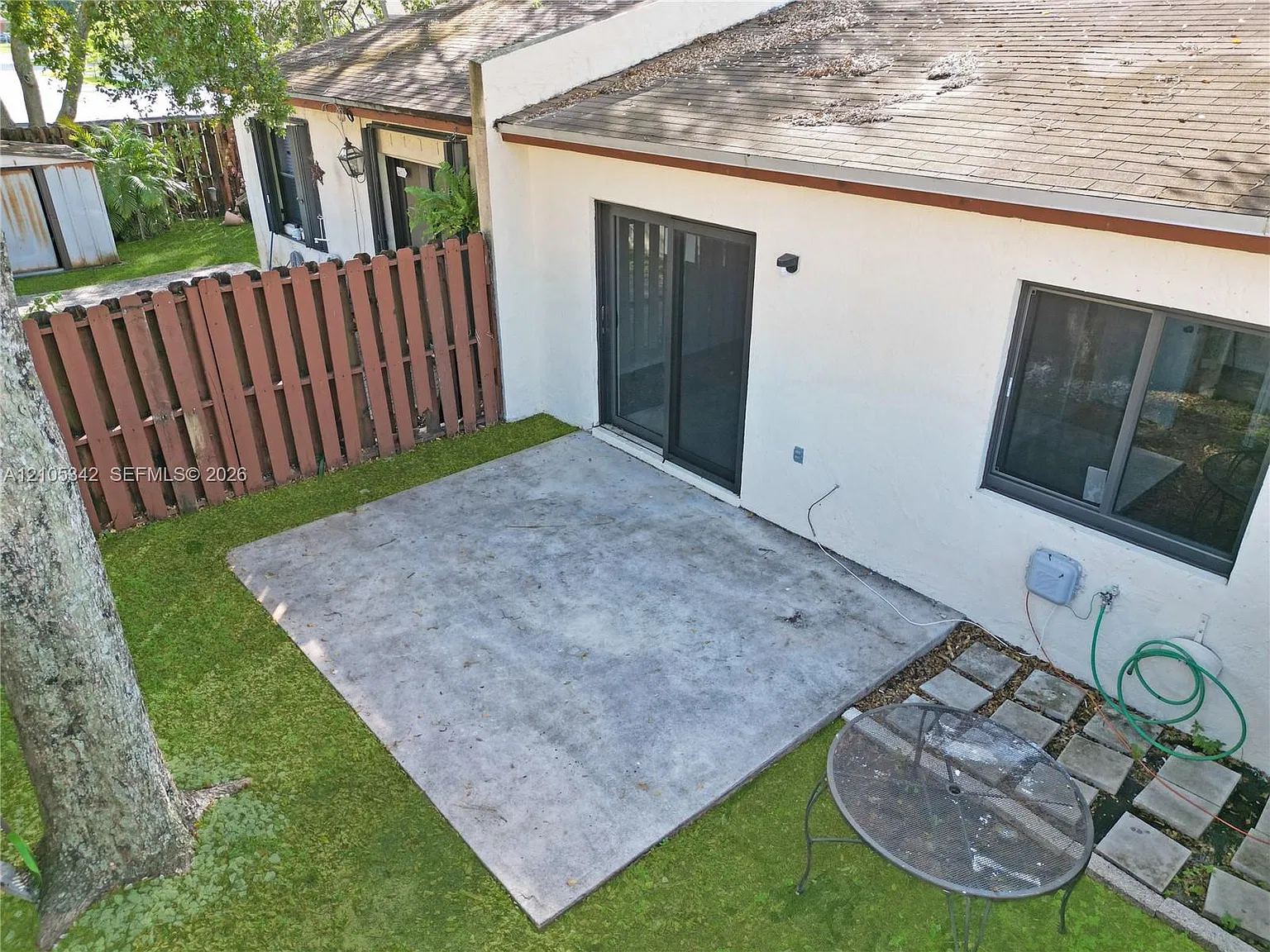 Rainbow Lakes Villas — Photo 2