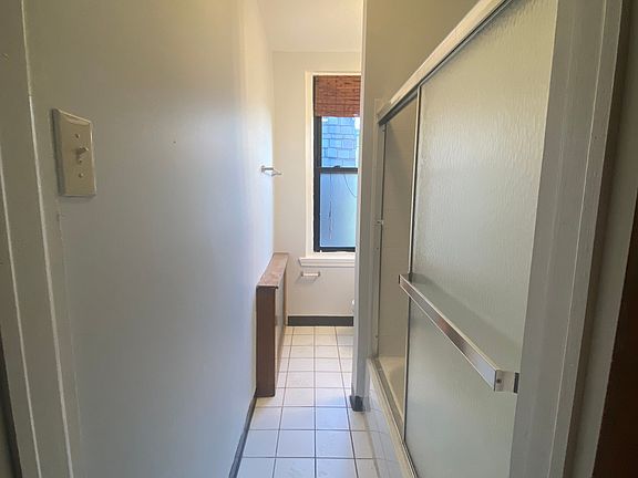 5th image of 1100 S 46th St APT 3B