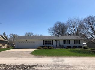 305 1st St S, Wesley, IA 50483