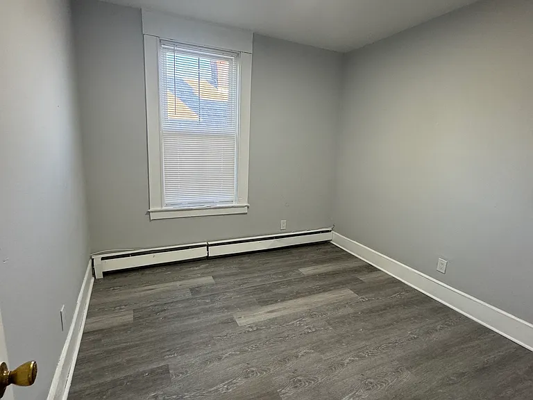 29 White St #3 — Photo 6