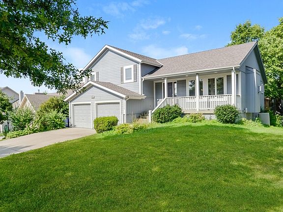 2nd image of 13212 Forest Oaks Dr