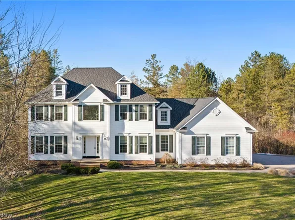 11680 Blue Heron Trl, Chardon, OH 44024