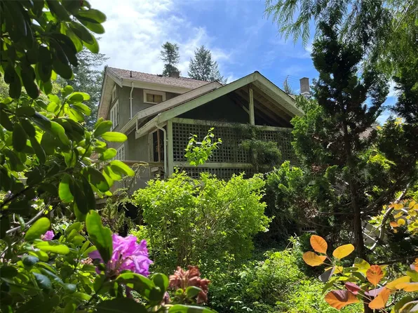 1 Morewater Rd, Lasqueti, BC V0R 2J0