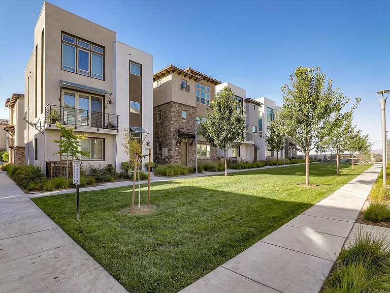 3072 Lina Loop — Photo 45