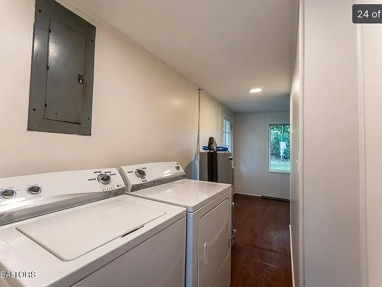 143 Fairhaven Dr — Photo 24