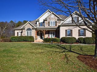 1275 Crescent Meadow Dr, Clemmons, NC 27012