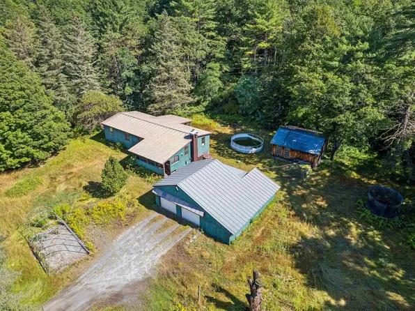 5018 Route 113 Road, Thetford, VT 05075