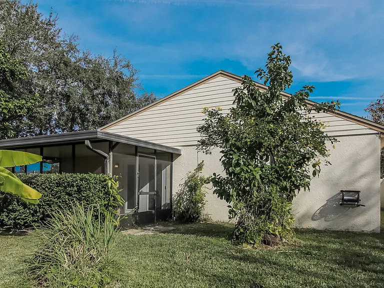 1001 Manigan Ave — Photo 16