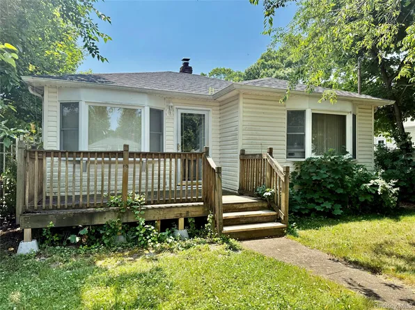 70 Brushwood Drive, Shirley, NY 11967