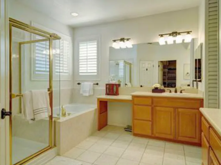 437 Kent Dr — Photo 6