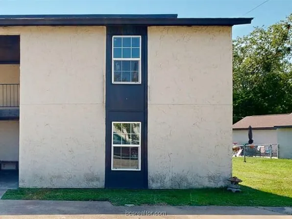 1524 Pine Ridge Dr APT B, College Station, TX 77840