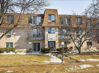 222 Shorewood Dr APT 1B, Glendale Heights, IL 60139