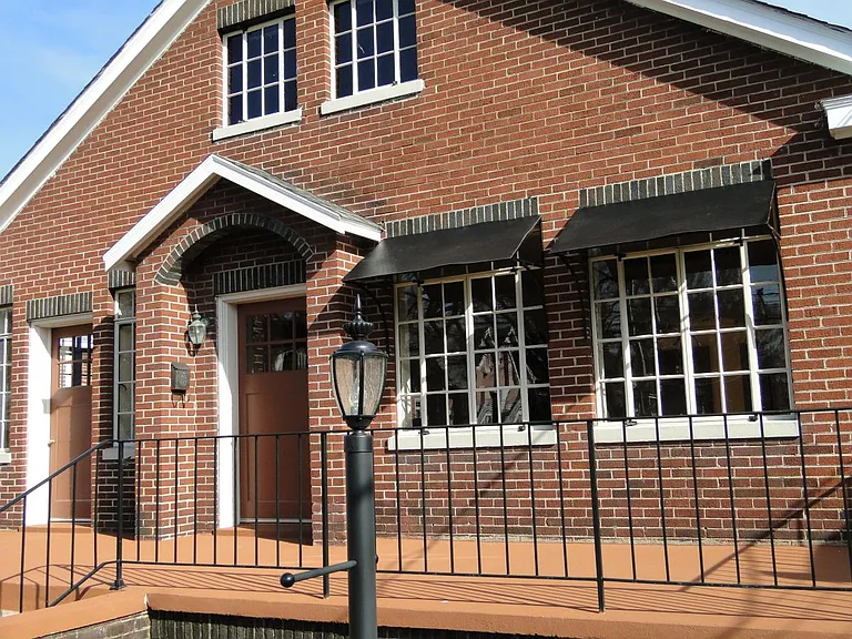 506 S Highland Park Ave — Photo 2