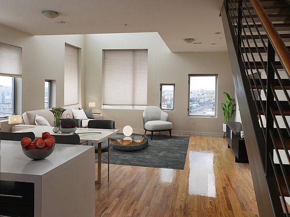 Richardson Lofts Apartment Rentals Newark Nj Zillow [ 432 x 576 Pixel ]