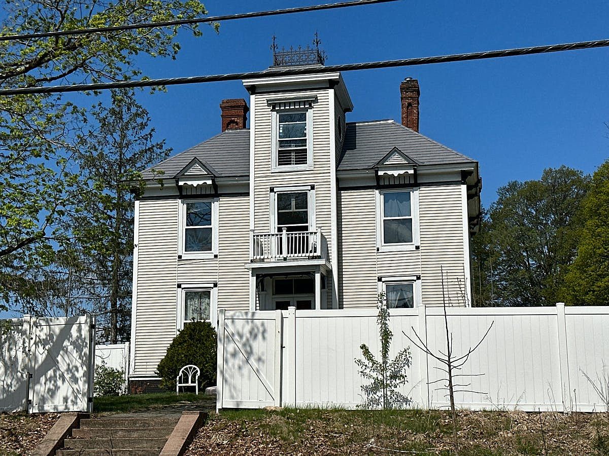 62 Church St, Ware, MA 01082 Zillow