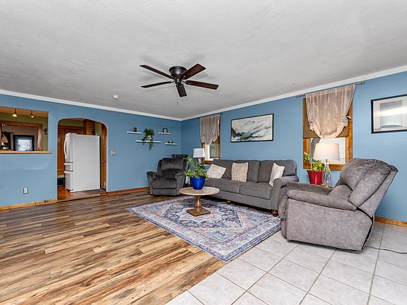 5th image of 100 Circle Dr