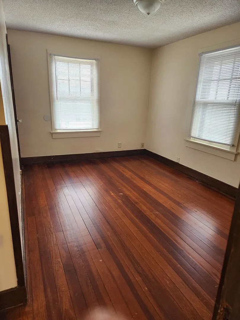 3 BR Home near Lakeside Park — Photo 3