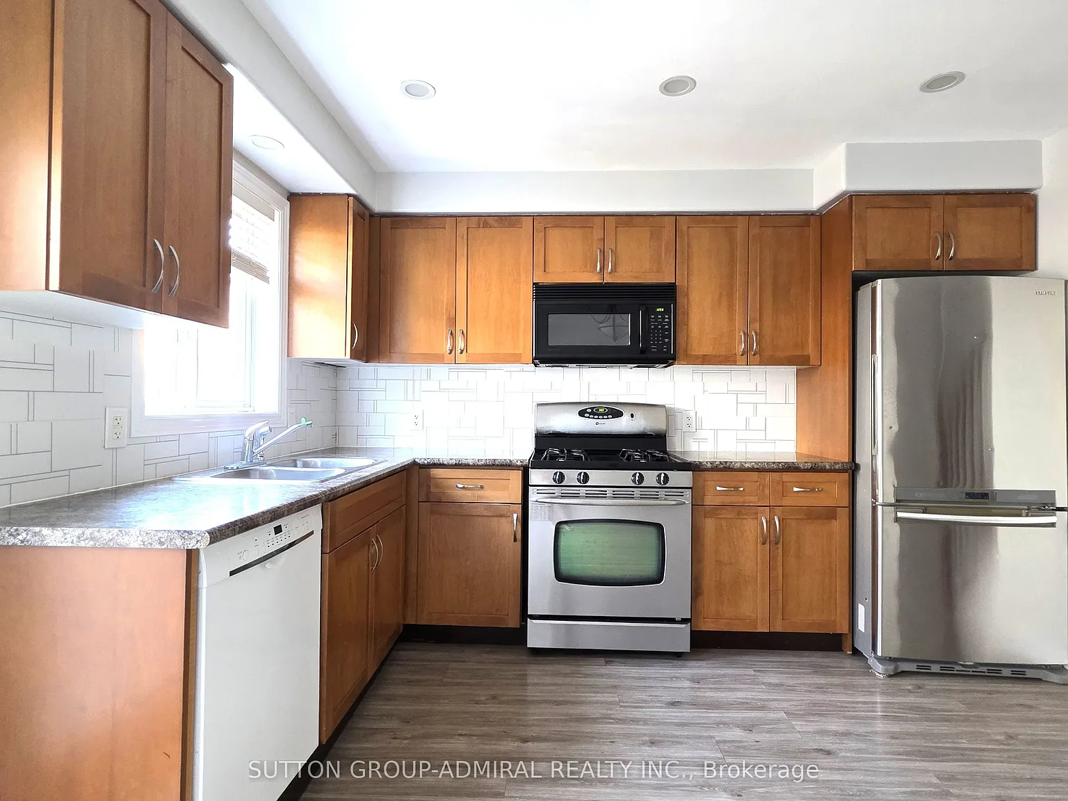 2 bed, $2,500 — Photo 3
