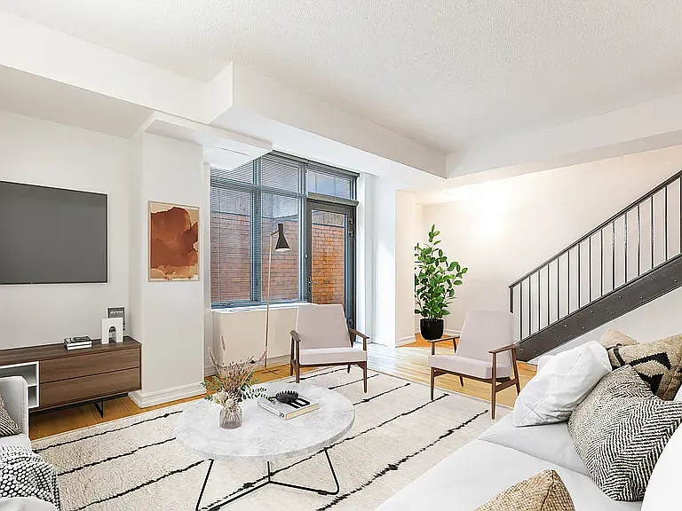 321 West 54th Street — Photo 2