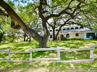 21069 Fm 1303, Elmendorf, TX 78112