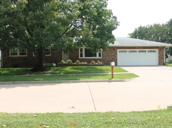 914 Cherry Dr, Geneseo, IL 61254