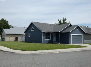 3906 W Grand Ronde Ave, Kennewick, WA 99336